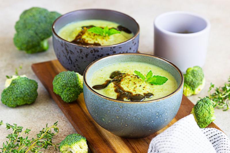 Here's how to cook cream cheese soup with broccoli. Step-by-step recipe from the chef