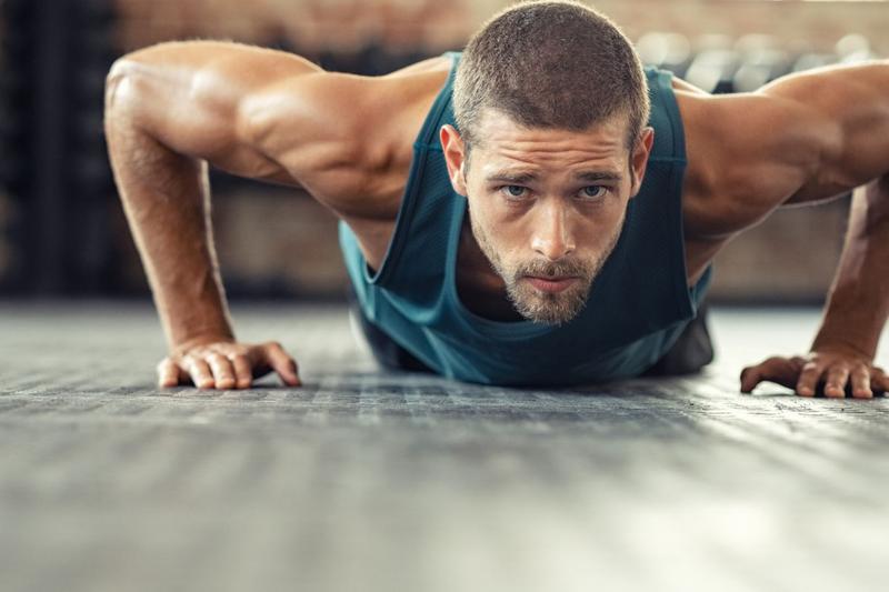 Push-ups pump your hands perfectly. And 4 more reasons why you shouldn't Underestimate them