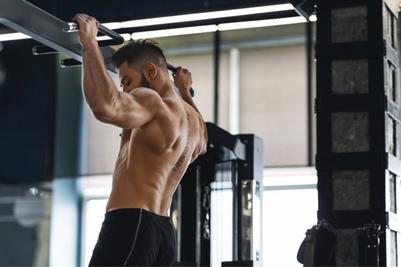 How can pull-ups on a horizontal bar be harmful? 3 cases when it is better not to approach it